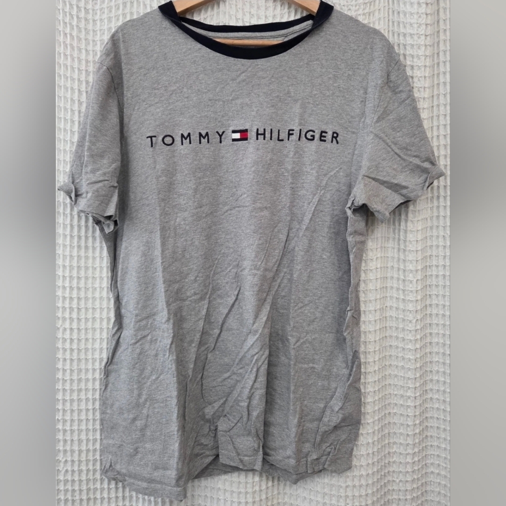 Tommy Hilfiger Gray Short Sleeve Tee Shirt Men's Large